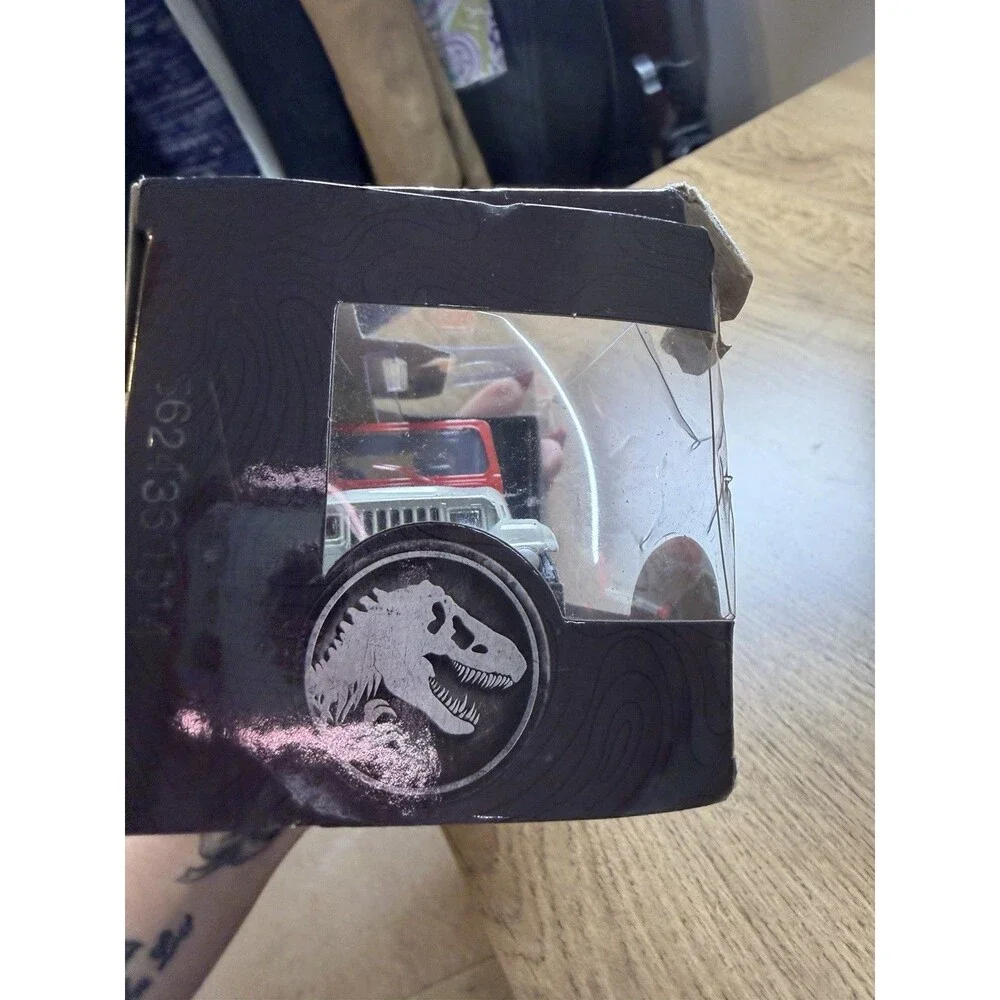 NEW JADA JURASSIC WORLD 1992 JEEP WRANGLER 1/32 DIECAST MODEL CAR WHITE